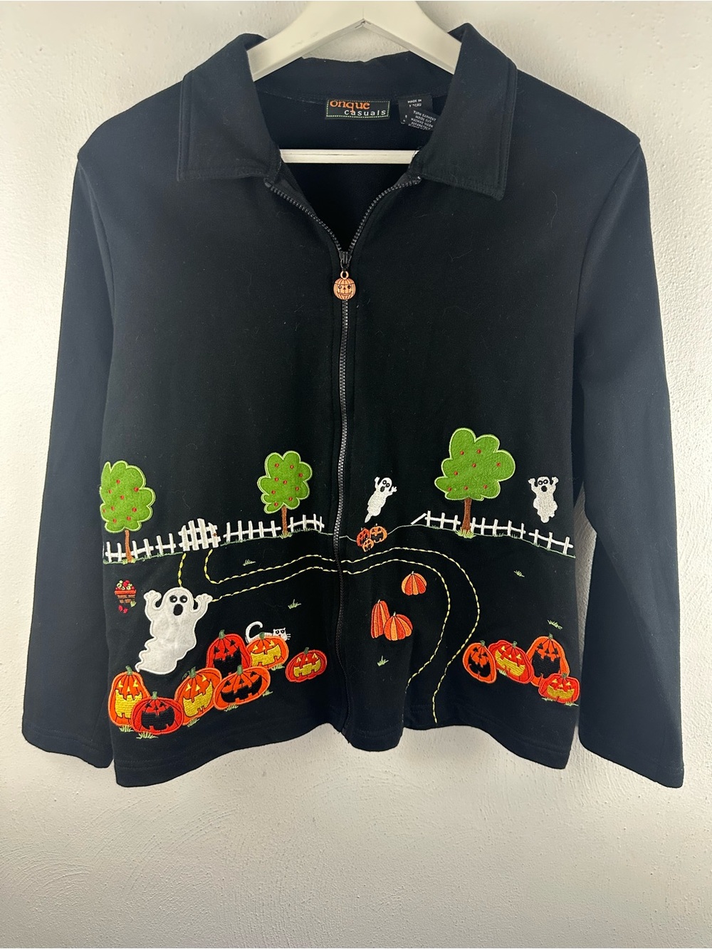 Onque Casuals Black  Halloween Jacket with Pumpkins & Ghosts Size M